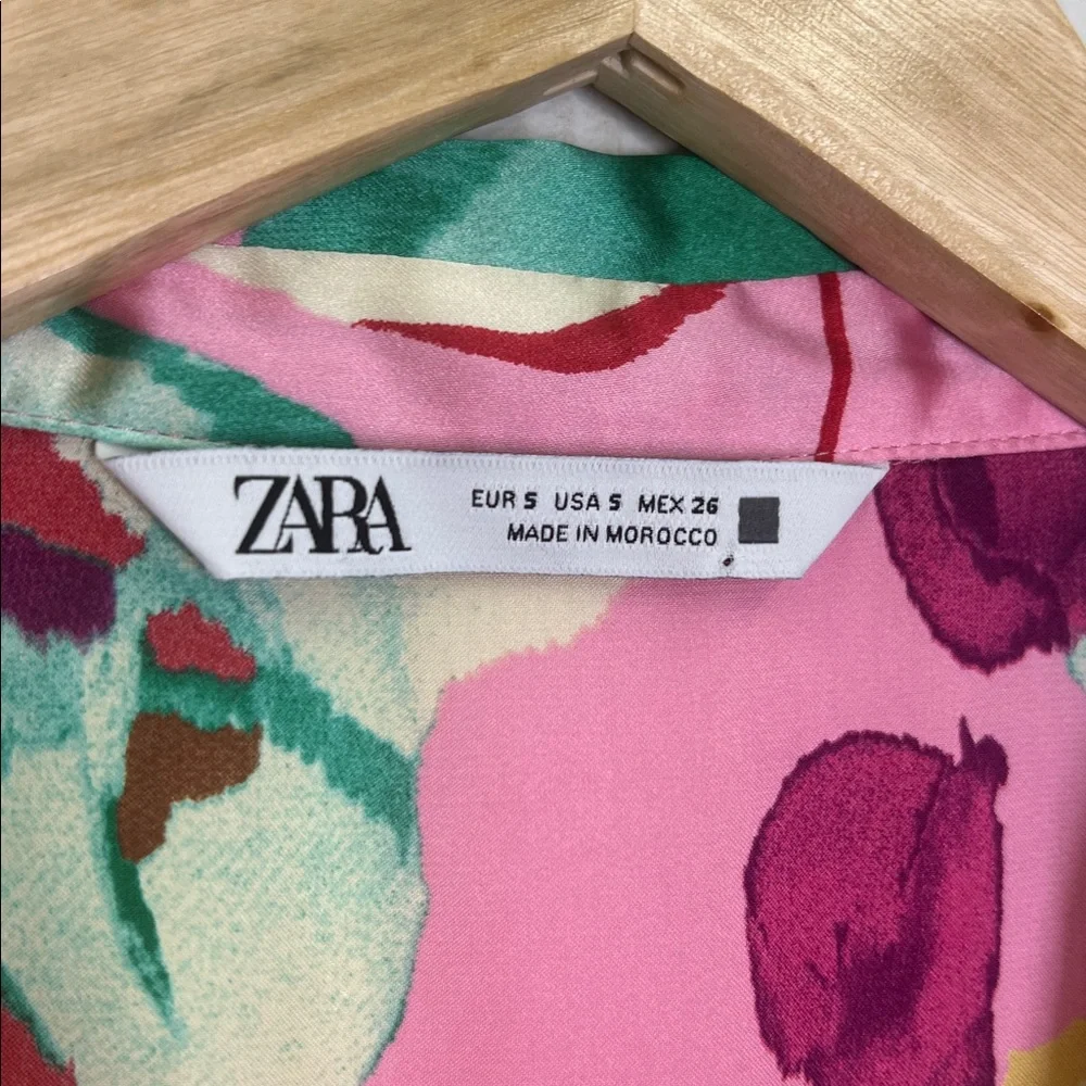 Zara - Bright Colorful Floral Satin Effect Button Down Long Sleeve Blouse Size S - Picture 8 of 9
